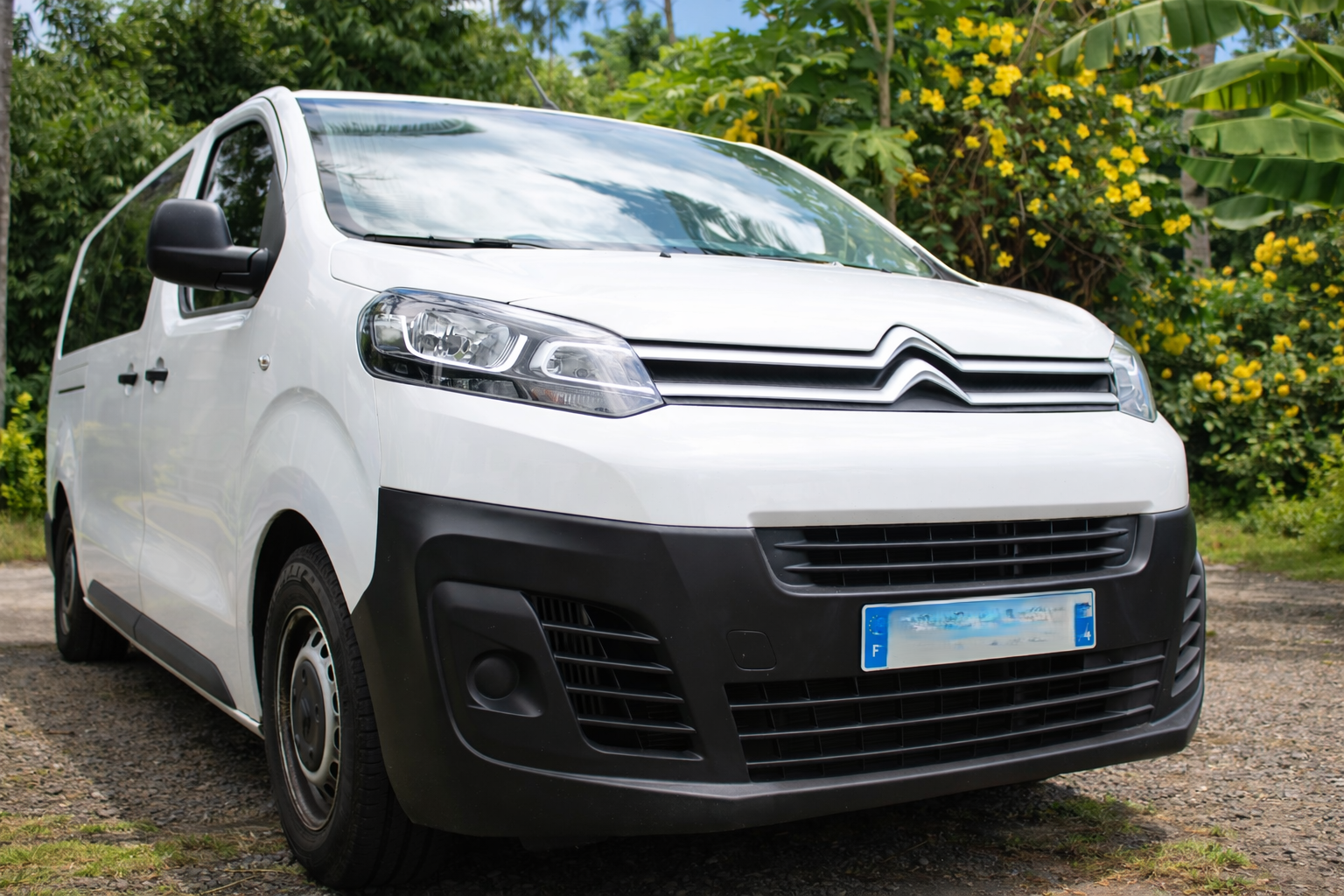 CITROEN JUMPY à louer à SAINTE MARIE